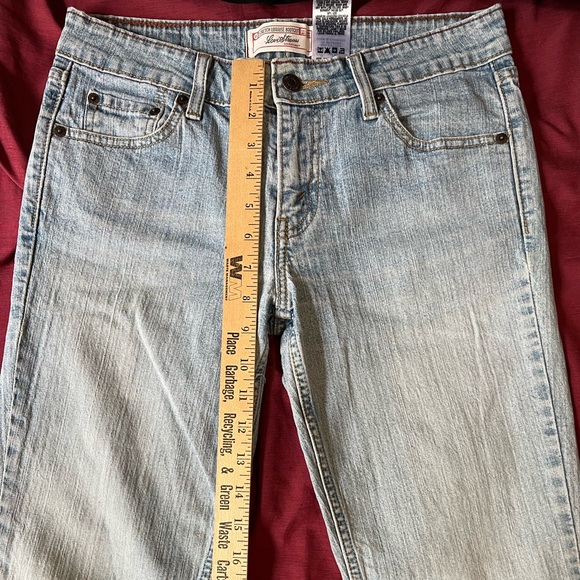 **SOLD**Levi Strauss Signature Stretch Low Rise Bootcut Tagged Size 5/Medium - Picture 4 of 5